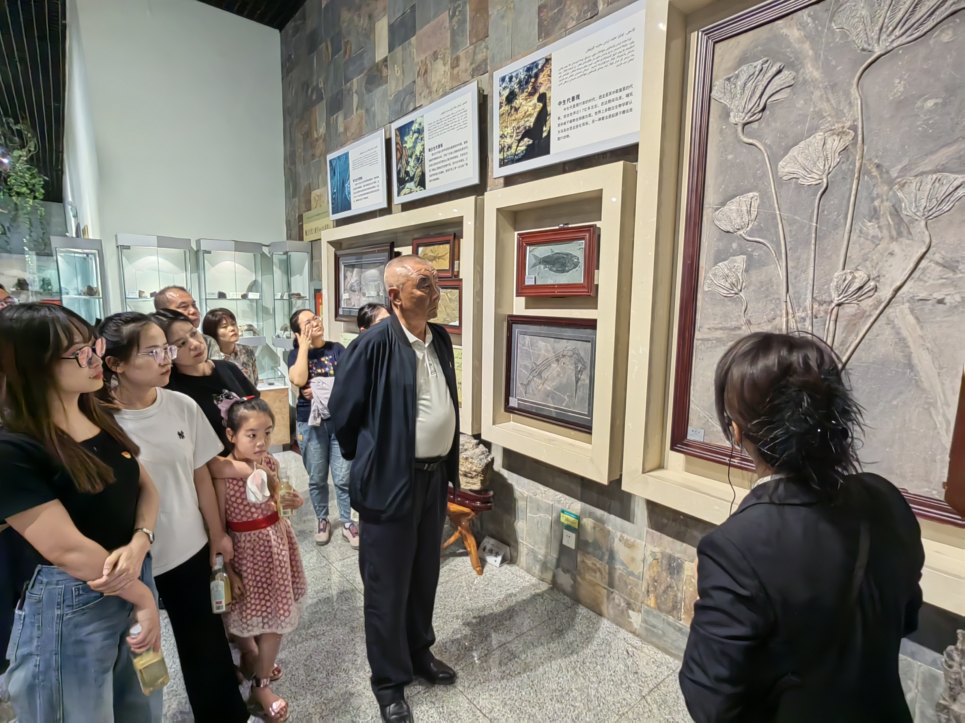 1692691644924509.jpg 1692691644924509.jpg