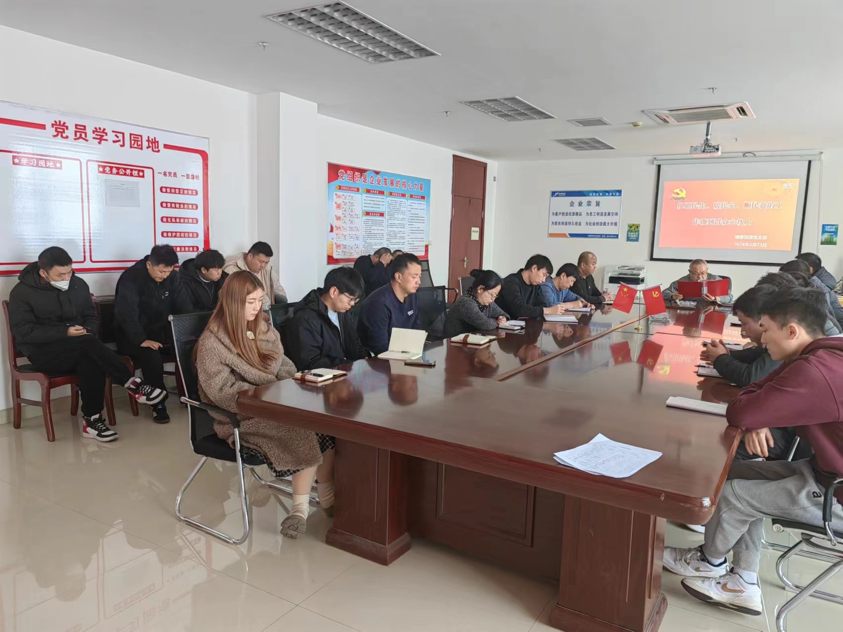 1713844433761693.jpg 1713844433761693.jpg